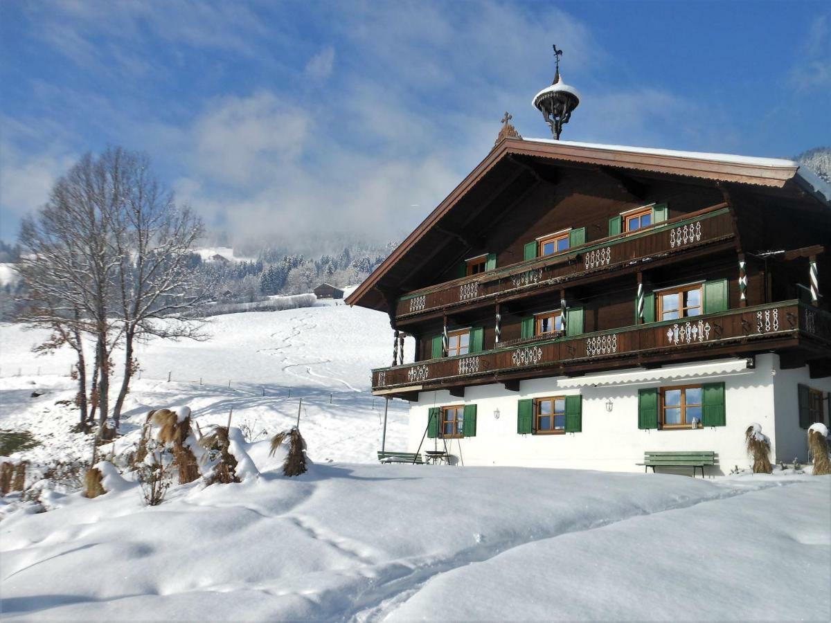 Haus Waldhof Apartment Brixen im Thale Exterior photo